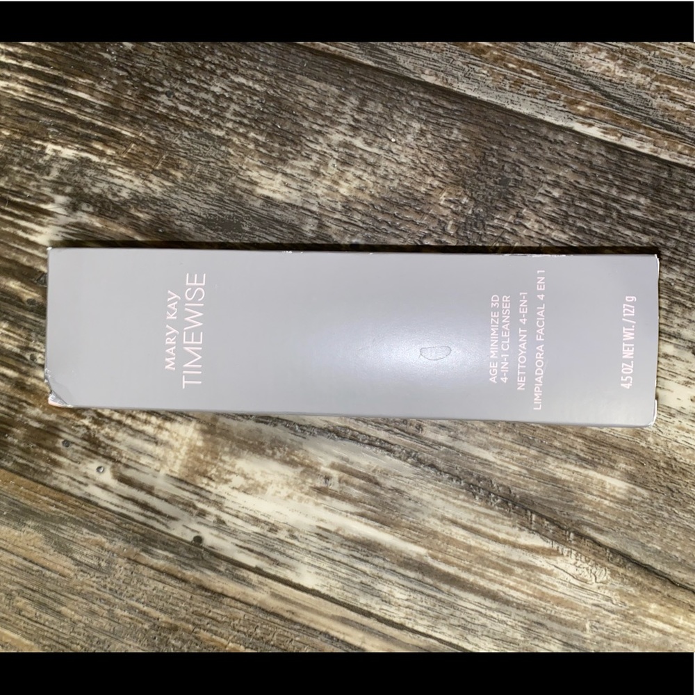 Timewise 4-in-1 cleanser